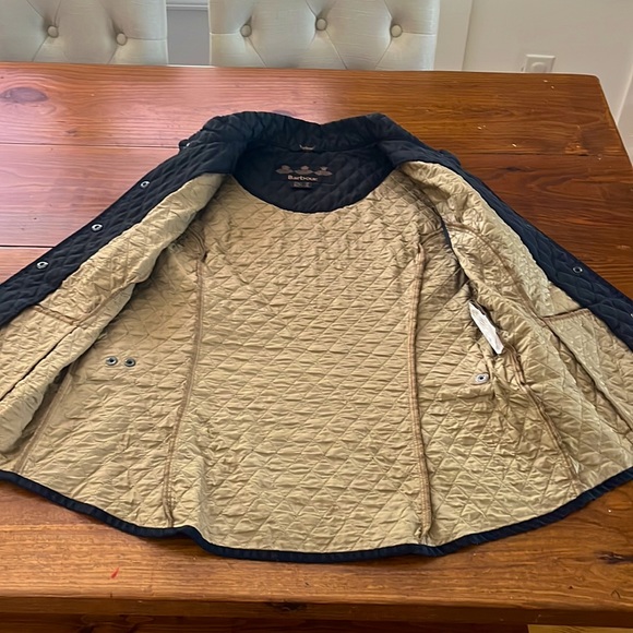 Barbour women’s vest - Picture 3 of 3